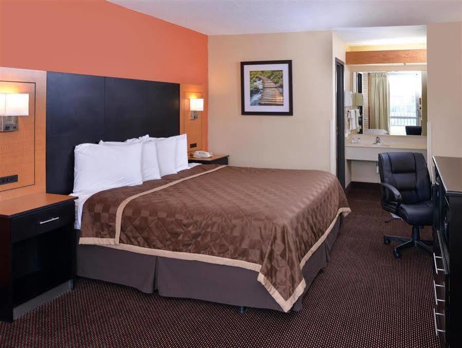 Americas Best Value Inn - Collinsville / St. Louis Eksteriør billede